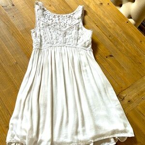 Abercrombie and Fitch white lace top dress